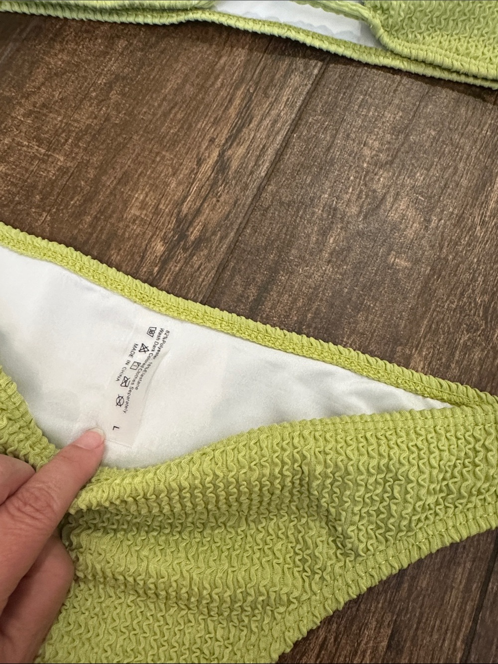 Women’s Lime Green Textured Two Piece Bikini Set Size Large - Picture 2 of 6